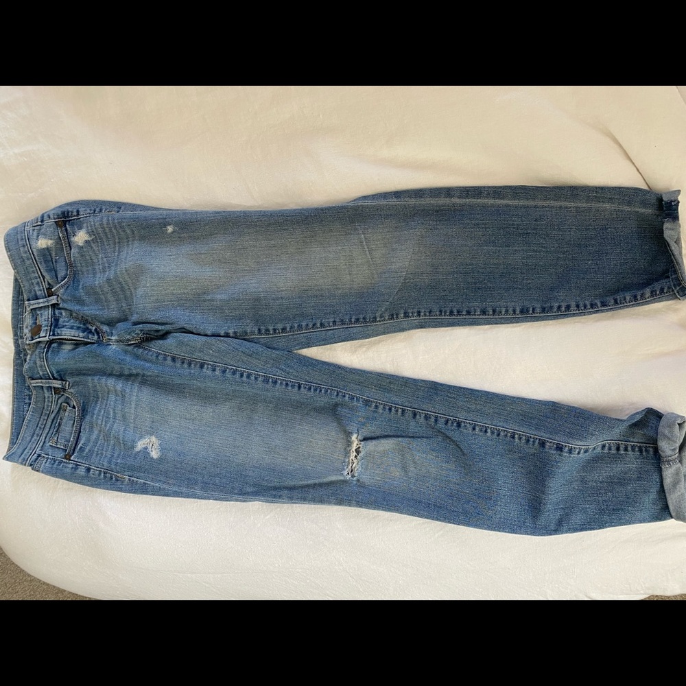 LOFT skinny jeans distressed